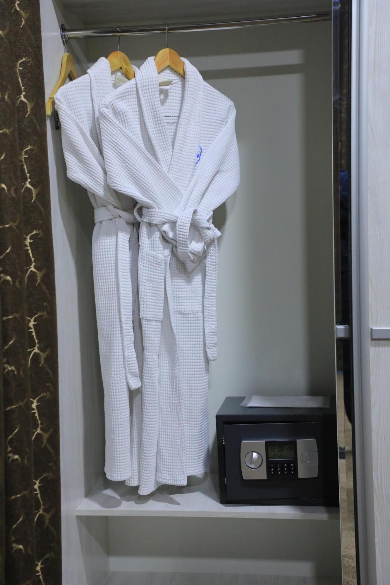 Hobiz Hotel นาวอย ภายนอก รูปภาพ
